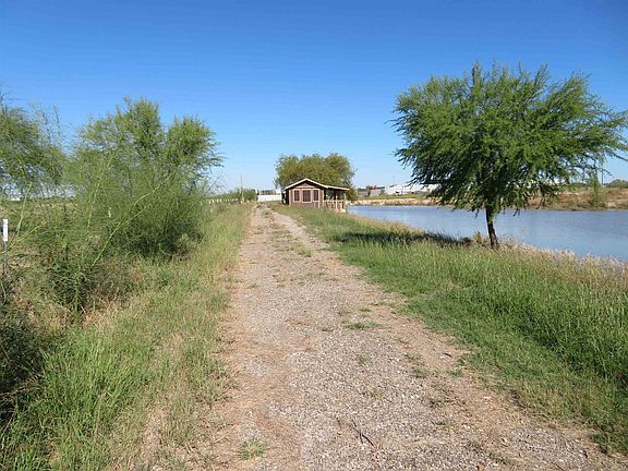 3rd image of 8012 State Highway 359 Dr