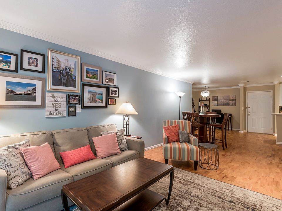 1st image of 4112 Pine Heights Dr NE #4112