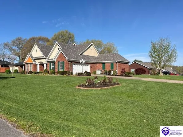 111 Wesley Dr, Campbellsville, KY 42718