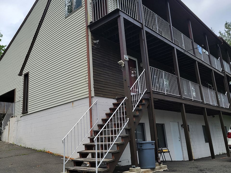 1st image of 14 Taylor Ave #1D
