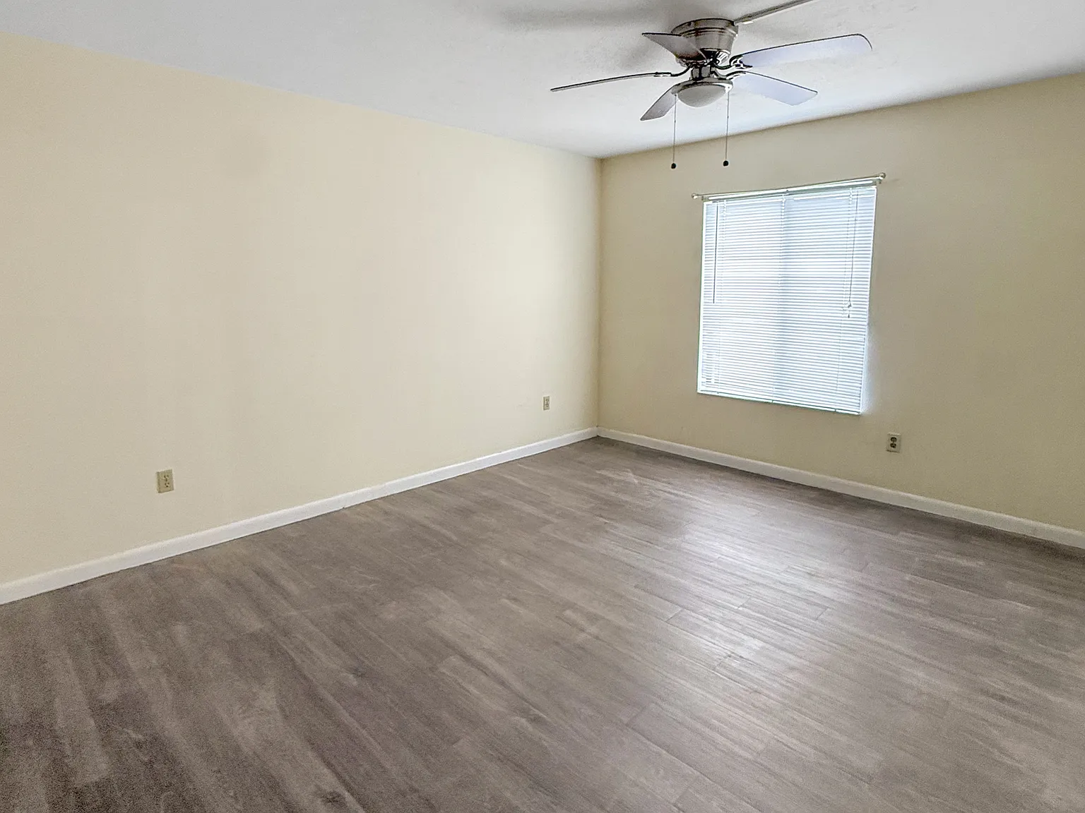 4701 Lakeside Club Blvd — Photo 4