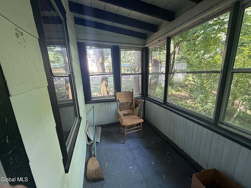5th image of 1886 Highland Avenue