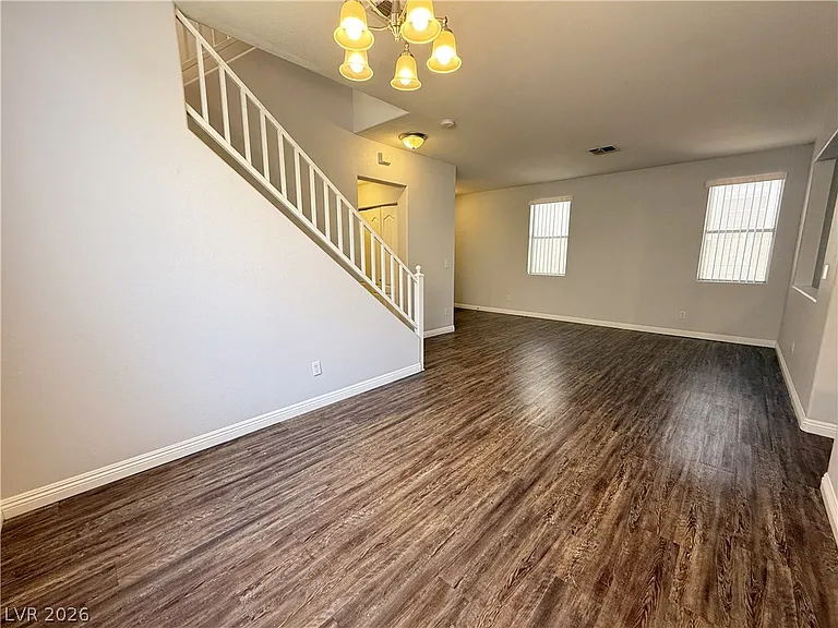 2185 Polynesia Cir — Photo 6