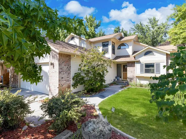 4770 N Johns Landing Way, Boise, ID 83703