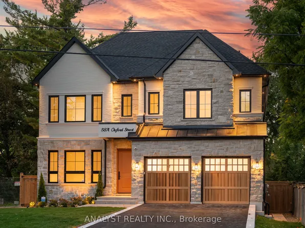 58A Oxford St, Richmond Hill, ON L4C 4L5