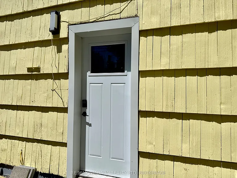4711 River Rd #2 — Photo 2