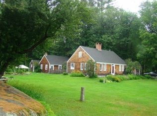 42 Maple St, Center Sandwich, NH 03227