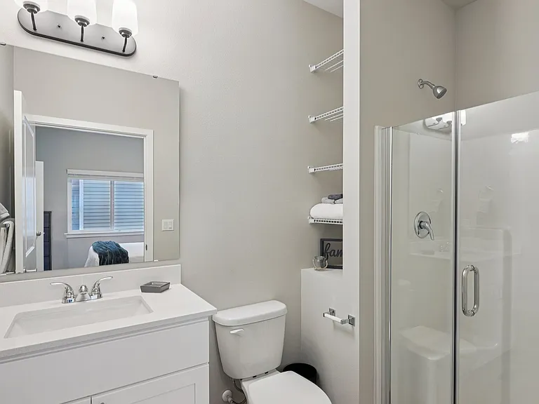 Tahoma Terrace Apartments — Photo 78