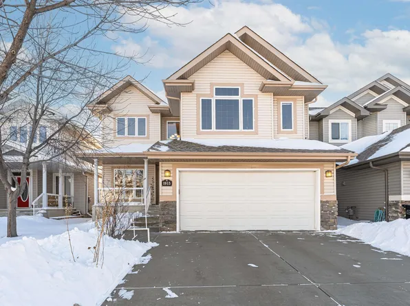 1915 126th St SW, Edmonton, AB T6W 0A5