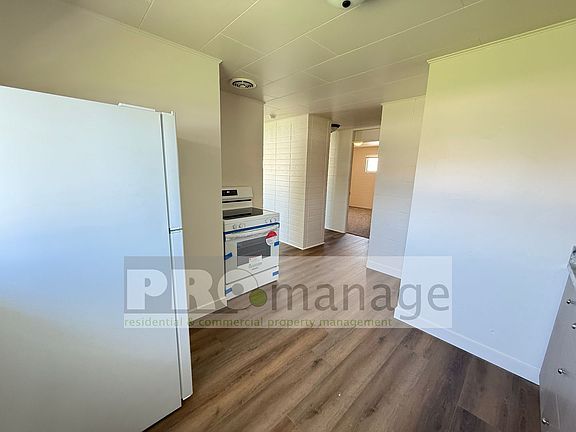 4th image of 629-637 Cambridge Dr