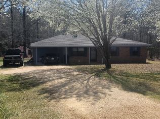 619 Cherokee Rd, Columbus, MS 39705