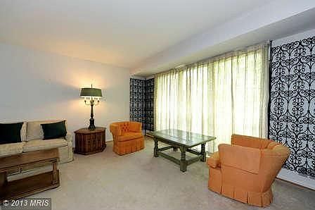 4th image of 6619 Lone Oak Dr