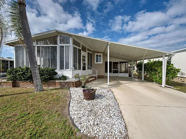 99 N Easter Island Cir, Englewood, FL 34223