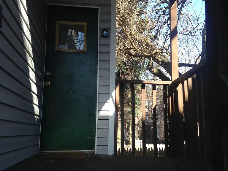 322 Lehigh Ave — Photo 3