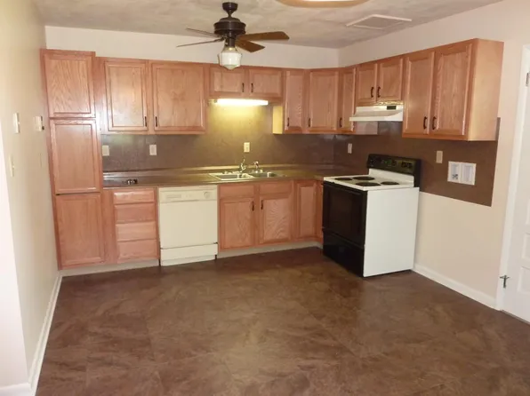 6235 Mountain View Dr, Chambersburg, PA 17202