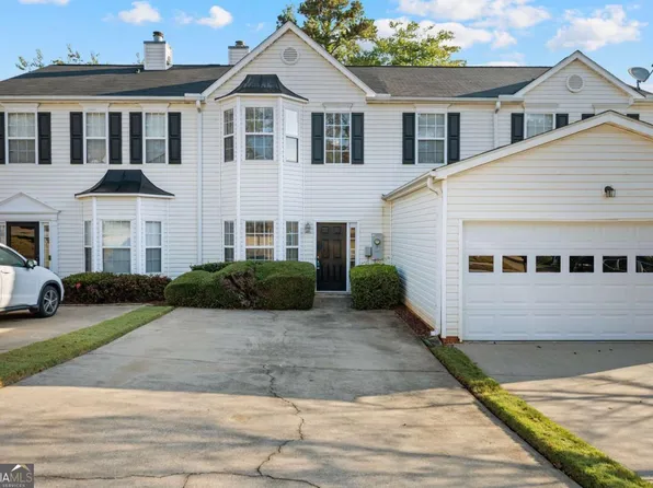 4649 Crawford Oaks Dr, Oakwood, GA 30566