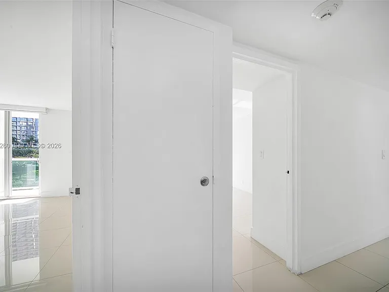 100 Bayview Dr #408 — Photo 24