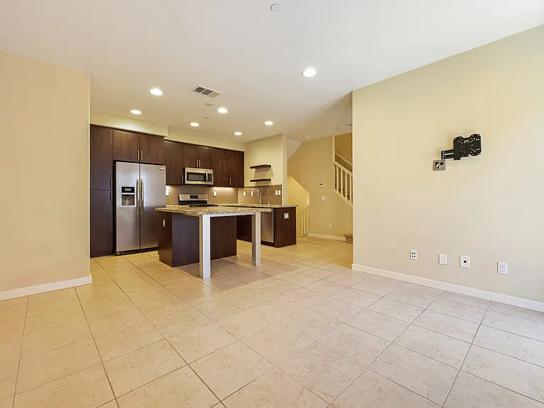 Kitchen/Living Area