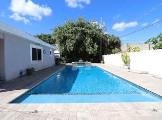 1445 W Trammell St, Lantana, FL 33462
