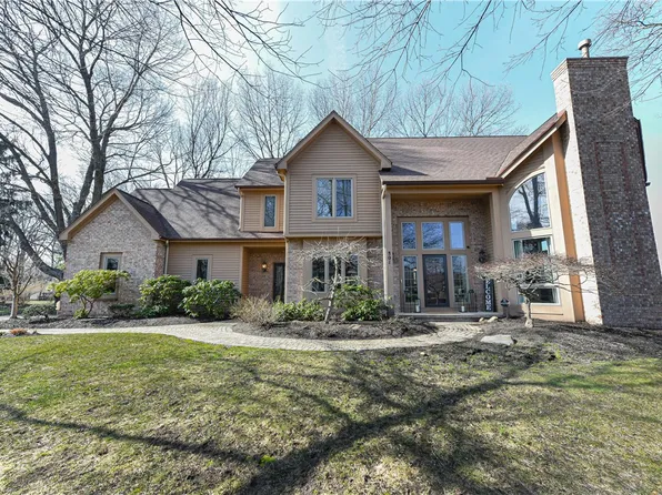 801 Ensign Dr, Webster, NY 14580