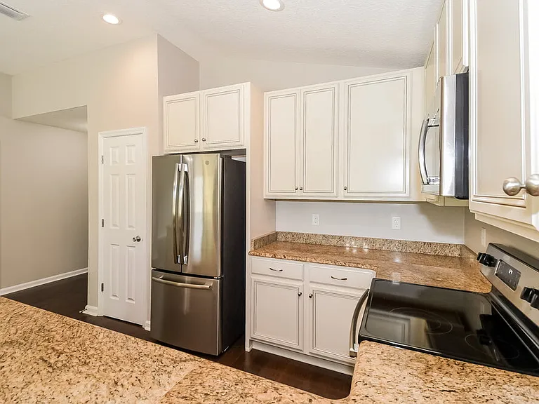 7580 Cosmo Ct — Photo 7