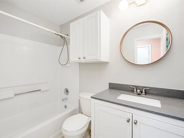 18325 Maxa Dr — Photo 27