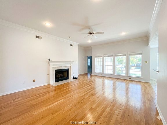 4th image of 4611 Saint Andrews Dr