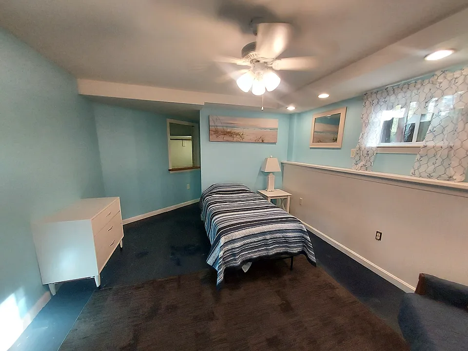 24 Juniper Ln