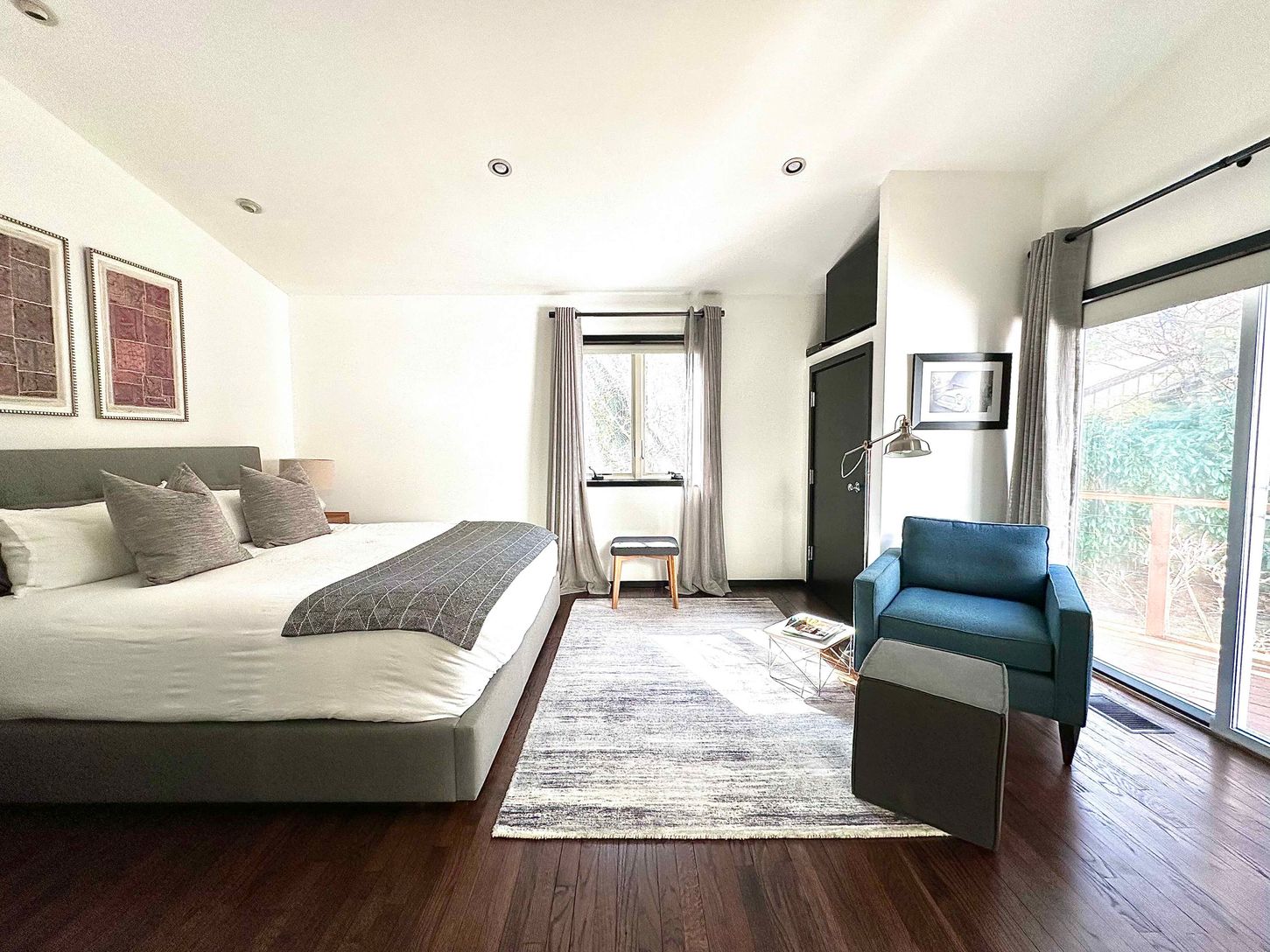 Primary Bedroom, King Bed