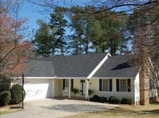 95 W Triple Tree Dr, Carrollton, GA 30117