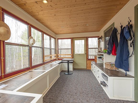 4th image of 20210 Siskiwit Lake Rd