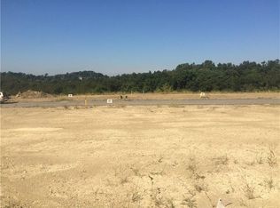 3020 Chestnut Ridge Dr, Jefferson Hills, PA 15025