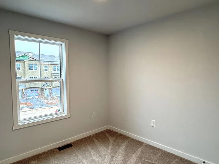 148 Olga Dr — Photo 23
