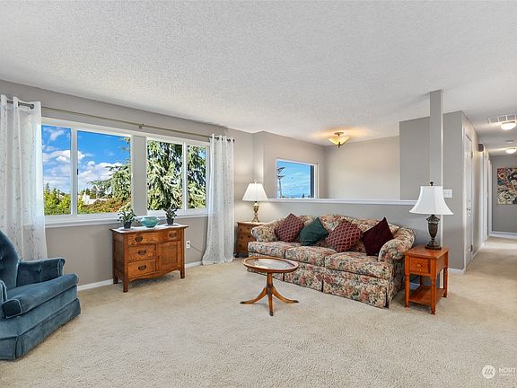 3rd image of 6216 N 42nd Street