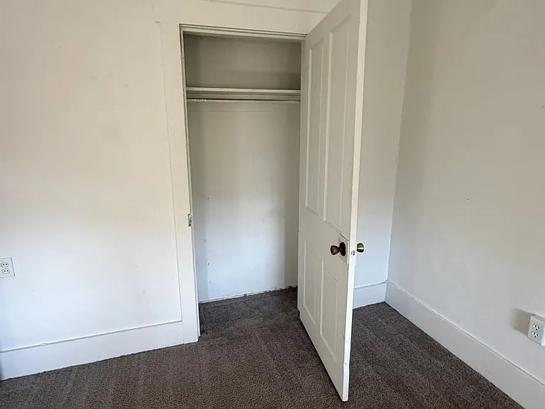 311 E Lamb St — Photo 10
