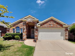 9537 Willow Branch Way, Fort Worth, TX 76123