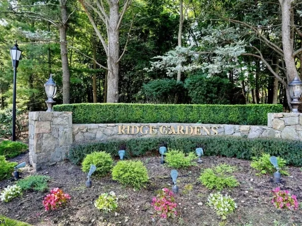 302 Mark Twain Way, Mahwah Twp., NJ 07430