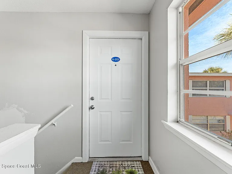 411 Madison Ave #N202 — Photo 3