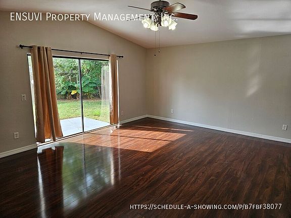 4th image of 16009 Marshfield Dr