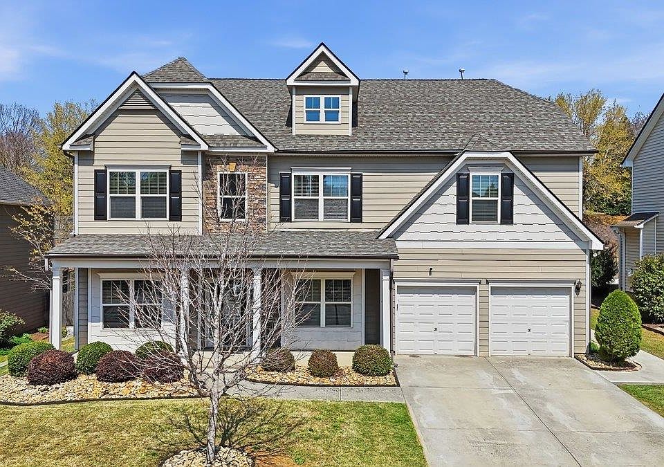 1st image of 536 W Saddletree Dr