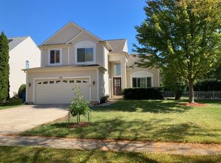 401 Cardinal Dr, Bartlett, IL 60103