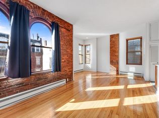 8 Battery St APT 14, Boston, MA 02109