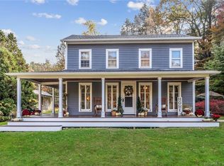 74 Glen Rd, Sandy Hook, CT 06482