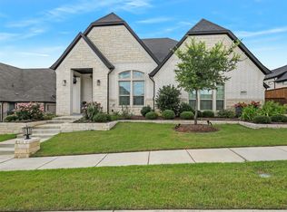 8704 Whitestone Rd, North Richland Hills, TX 76182