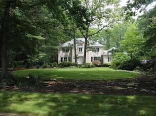 336 Gilbert Stuart Dr, Warwick, RI 02818