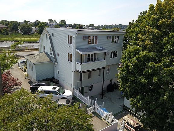2nd image of 783 Revere Beach Pkwy