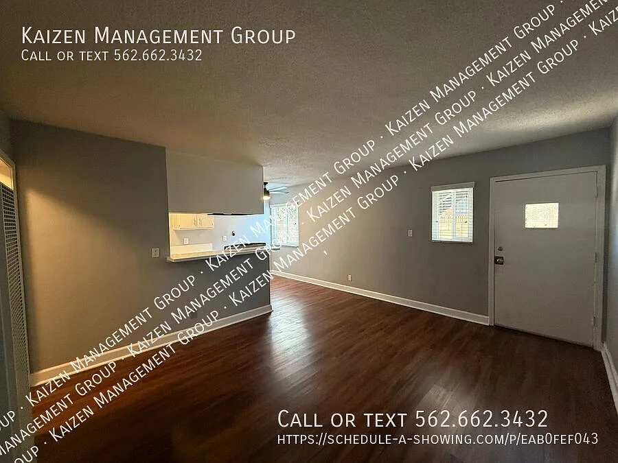 2284 Locust Ave — Photo 4