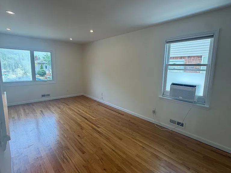 268 Chesterton Ave #1 — Photo 17