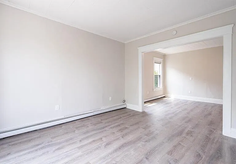 2433 Broadway #2 — Photo 5