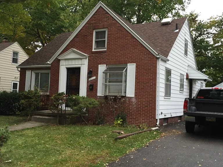 4236 Rugby Dr — Photo 10